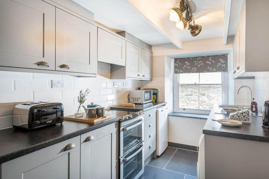 Scuppers, Port Isaac Bay Holidays Екстер'єр фото