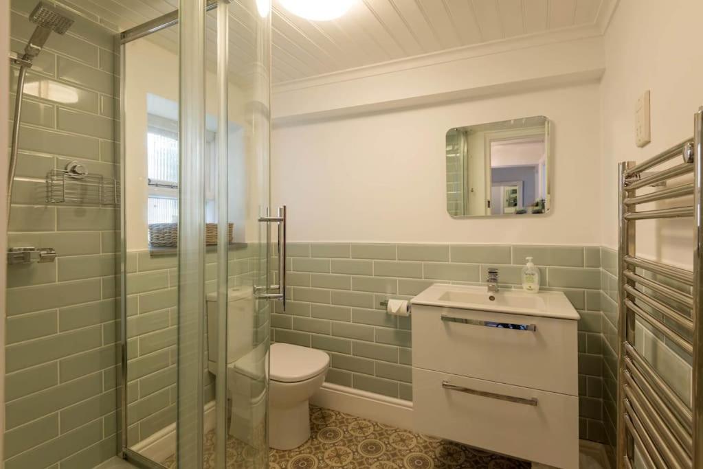 Scuppers, Port Isaac Bay Holidays Екстер'єр фото